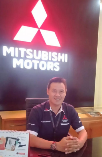 Sales Mobil  Mitsubishi Pekalongan 